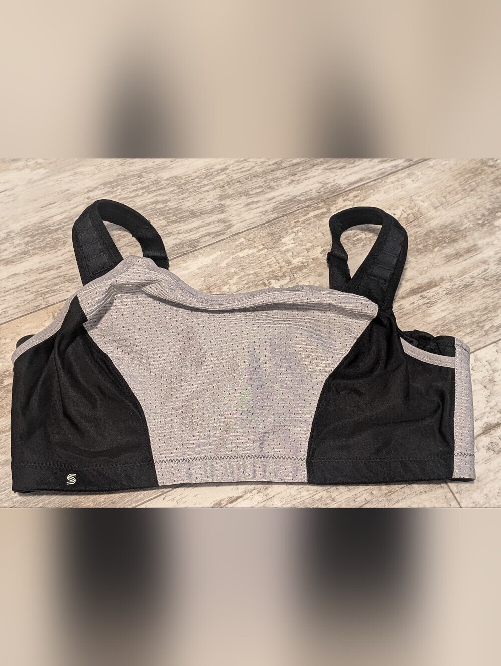 Glamorise Black and Light Gray Wireless Support Bra 40DD